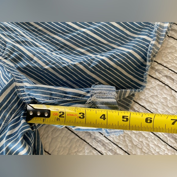 Gap UltraSoft Denim Stripe Shortalls Overalls Blue Railroad Stripe Large - Picture 7 of 9